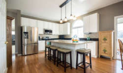 Why Should You Hire A Professional Kitchen Cabinet Painter?