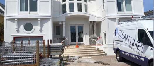 3 Signs That It's Time To Paint Your House